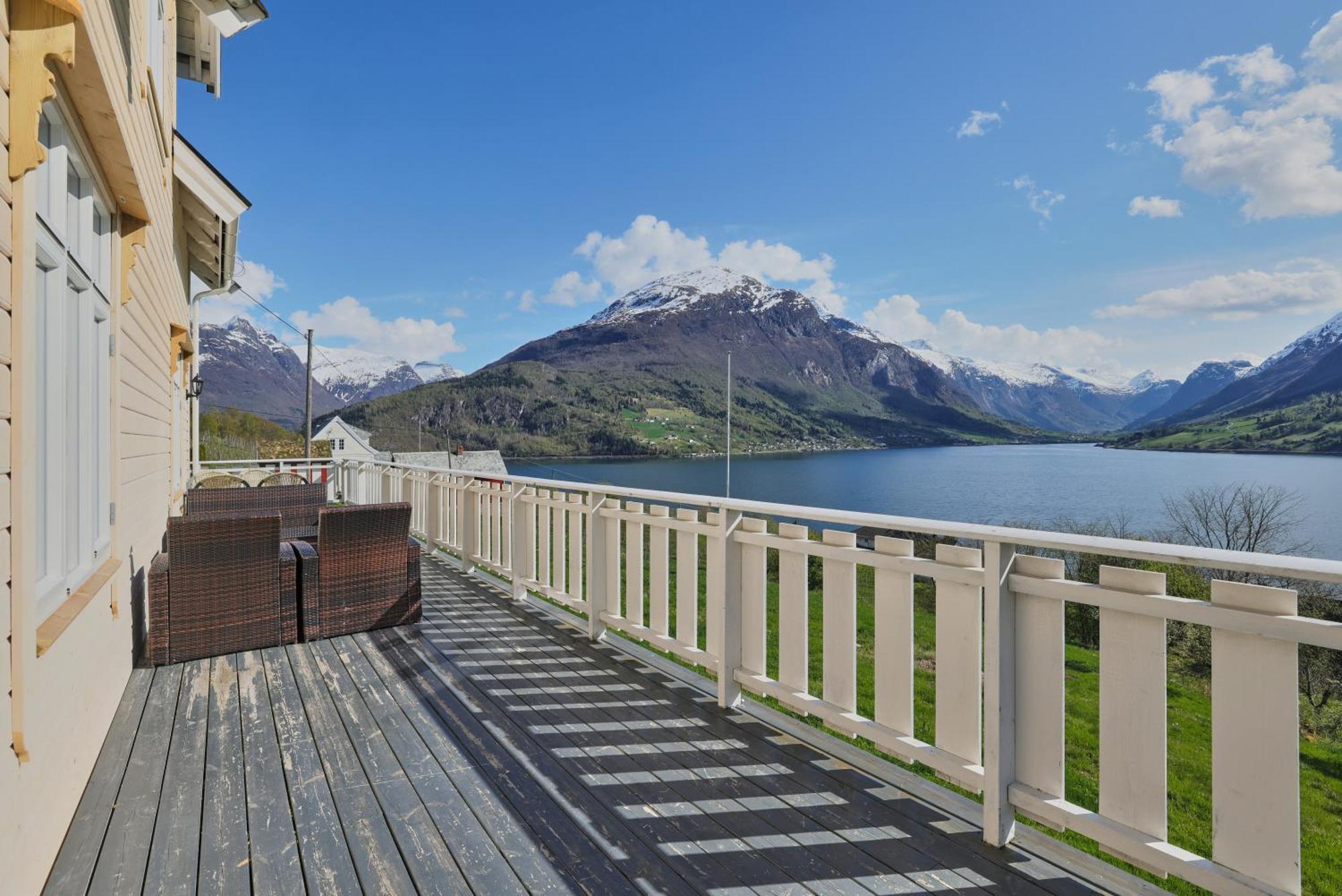 Solheim Gard Villa Stryn Exterior photo