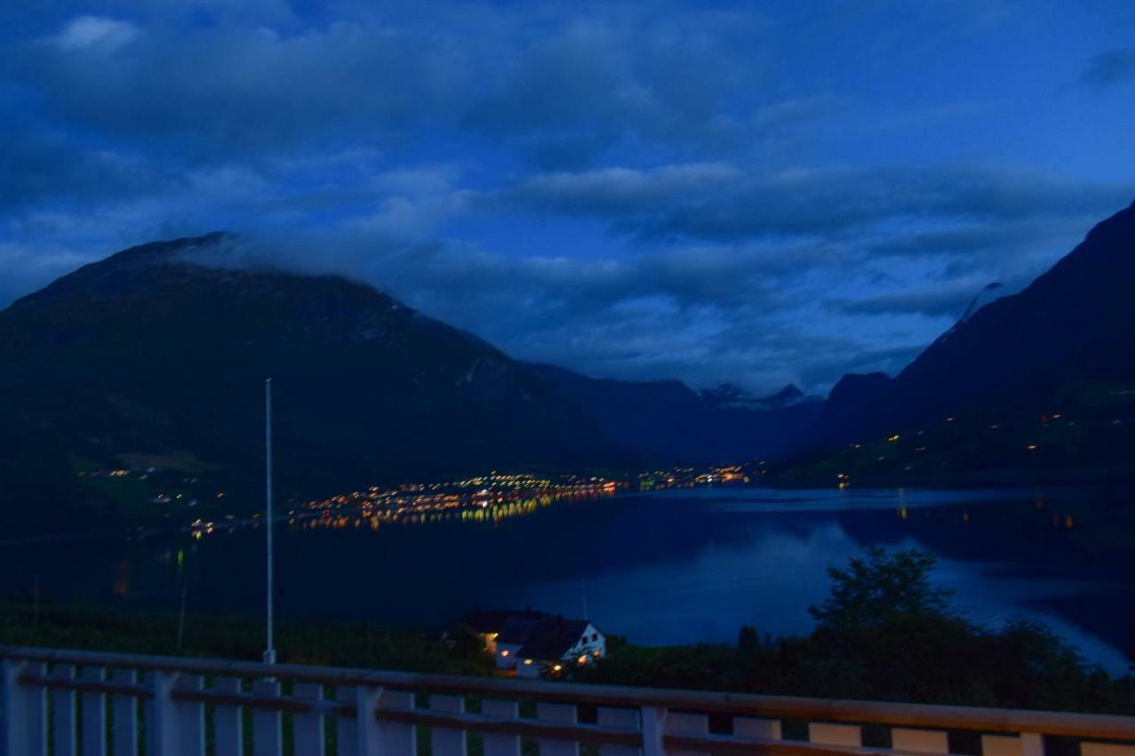 Solheim Gard Villa Stryn Exterior photo